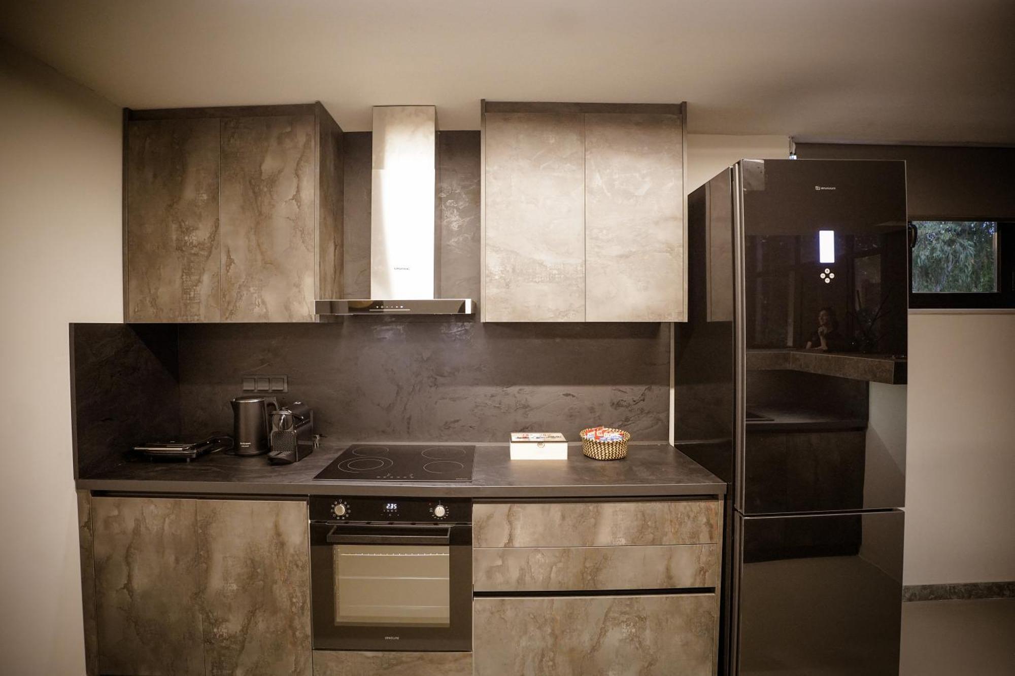 Industrial Loft Apartment Trikala  Bagian luar foto