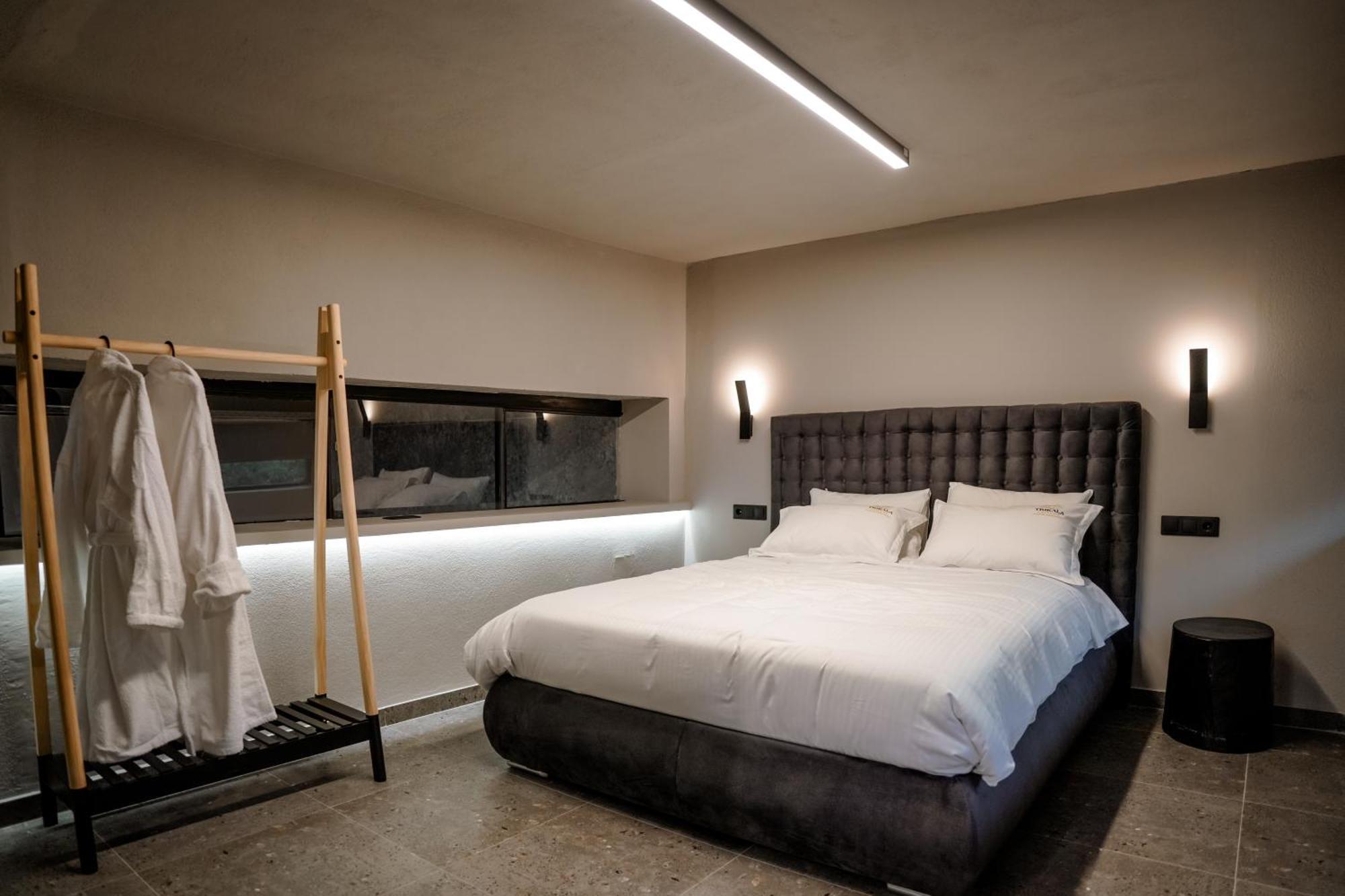Industrial Loft Apartment Trikala  Bagian luar foto