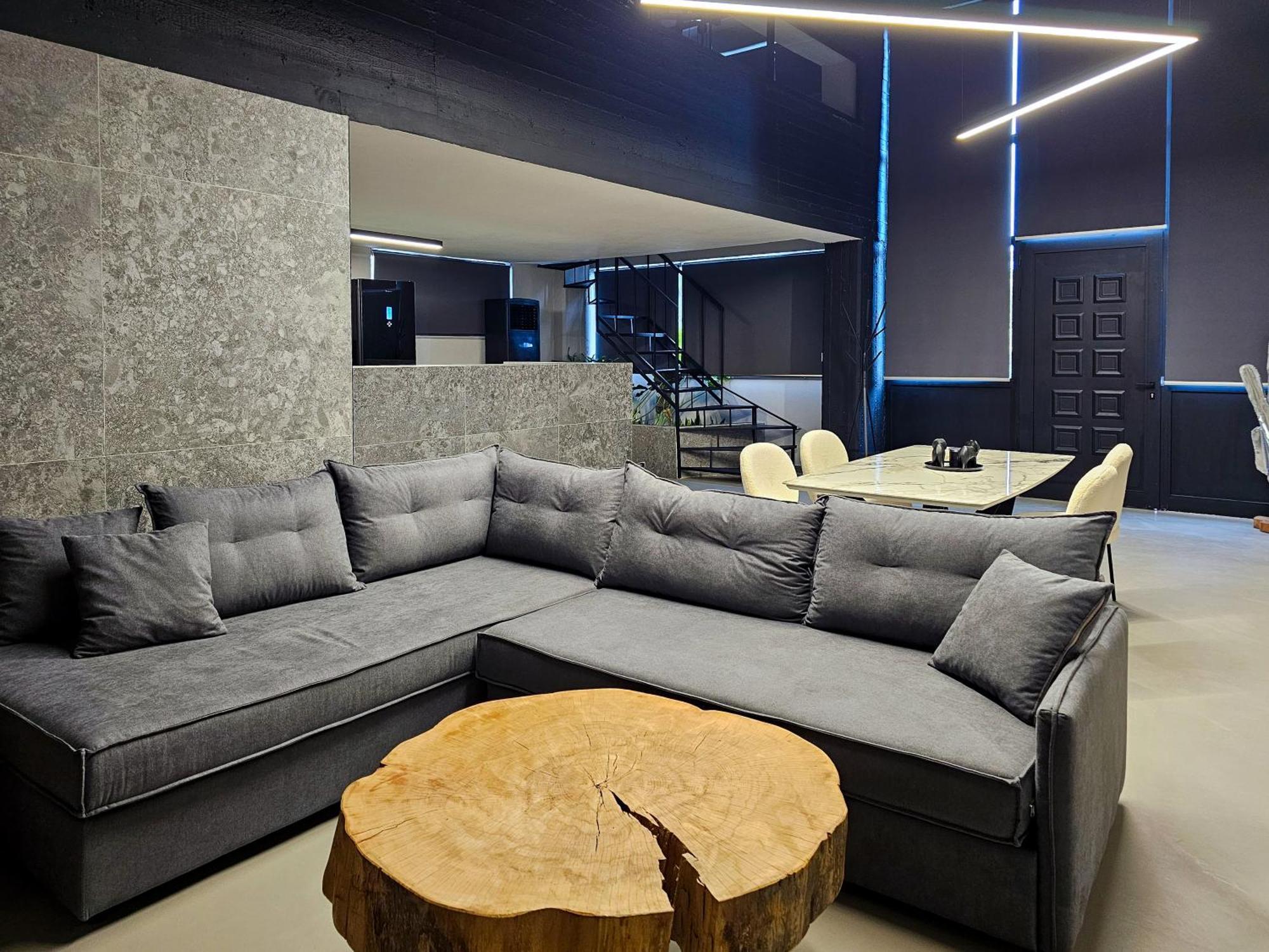 Industrial Loft Apartment Trikala  Bagian luar foto