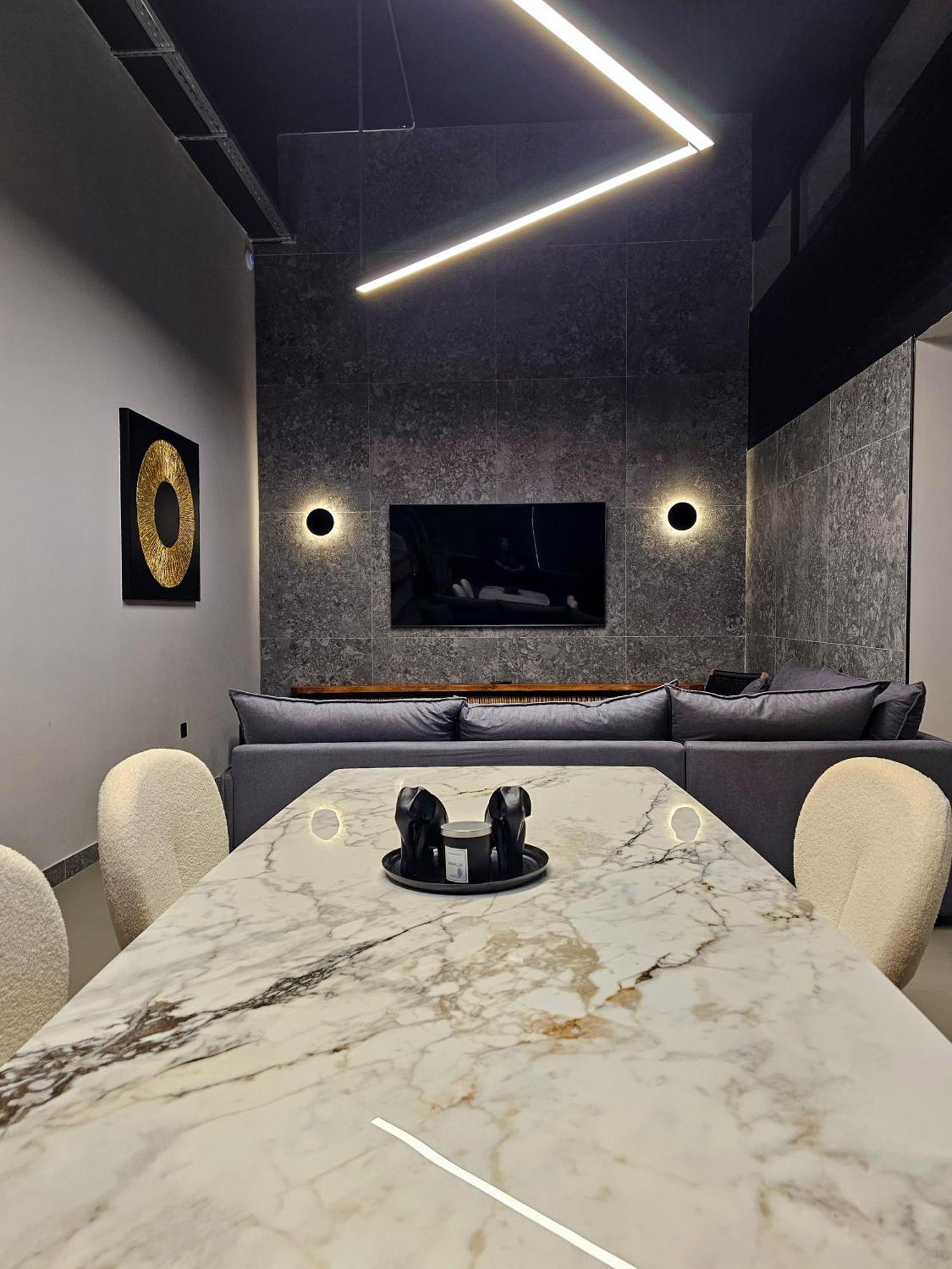 Industrial Loft Apartment Trikala  Bagian luar foto